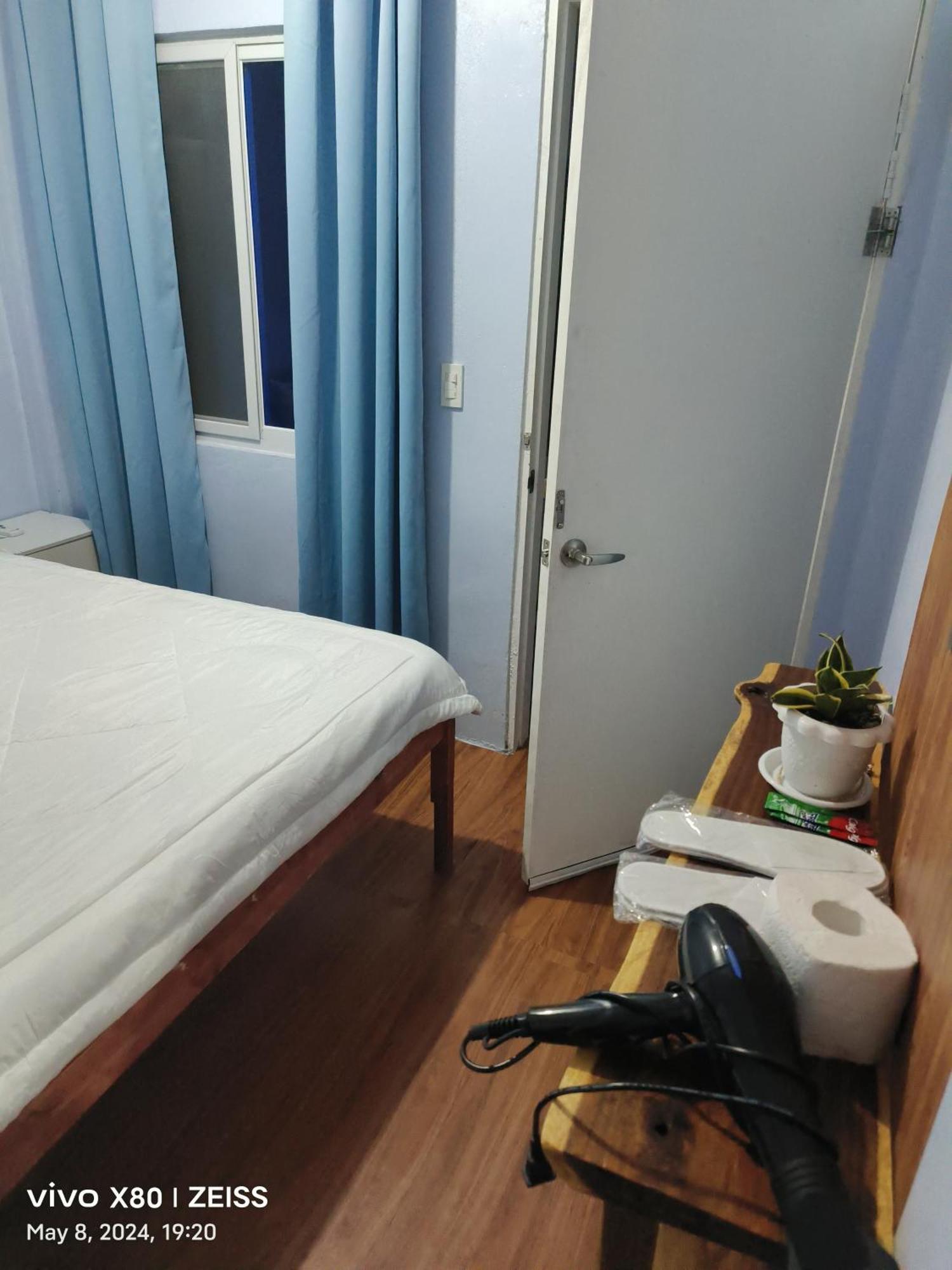 Ani Marie Guest House โกรอน ภายนอก รูปภาพ