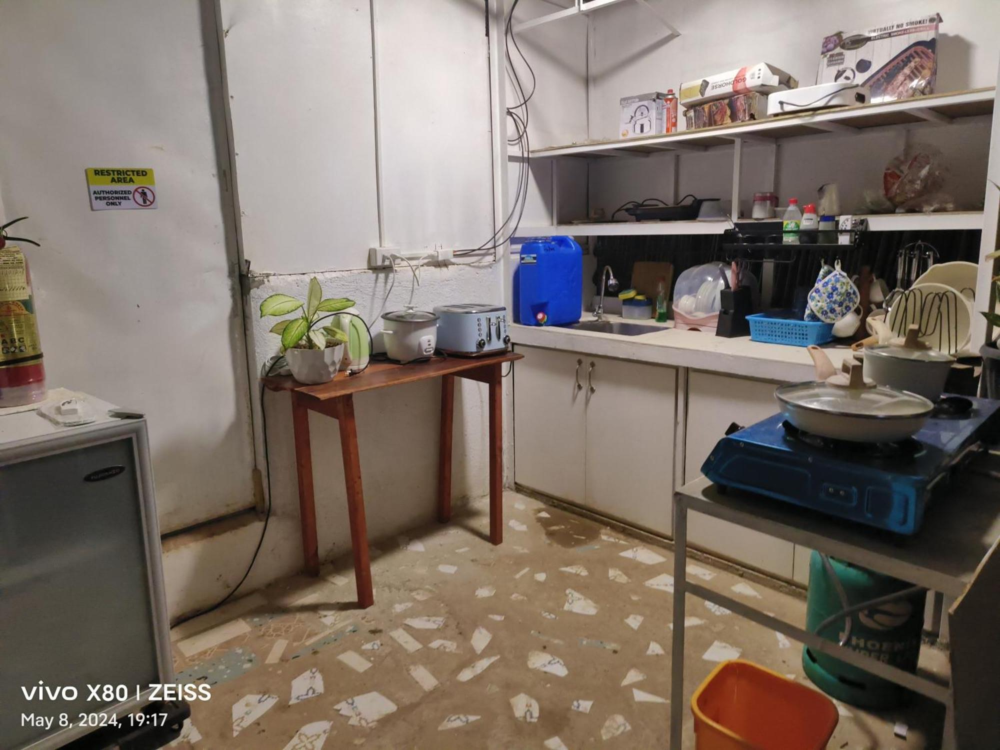 Ani Marie Guest House โกรอน ภายนอก รูปภาพ